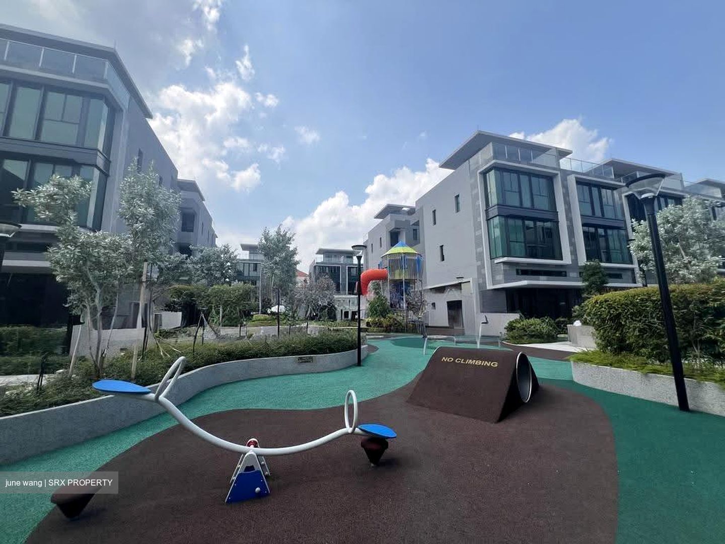 Seletar Road (D28), Terrace #611093861